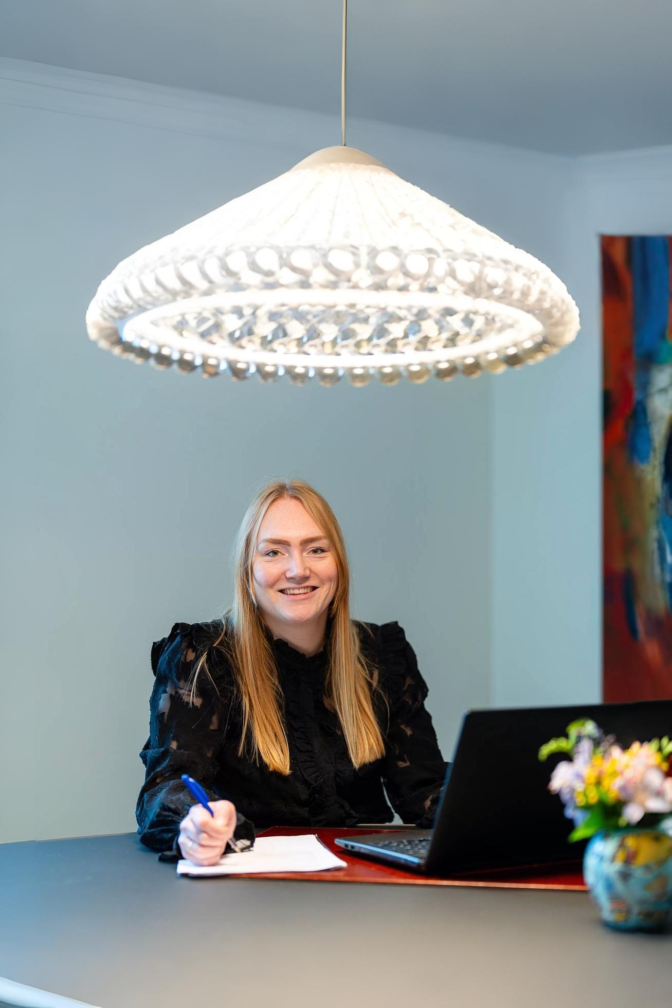 foto vrouw met laptop